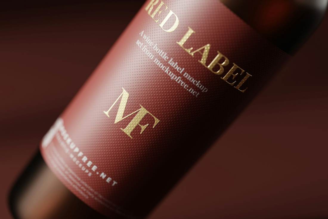 Detalle de etiqueta de vino con stamping dorado
